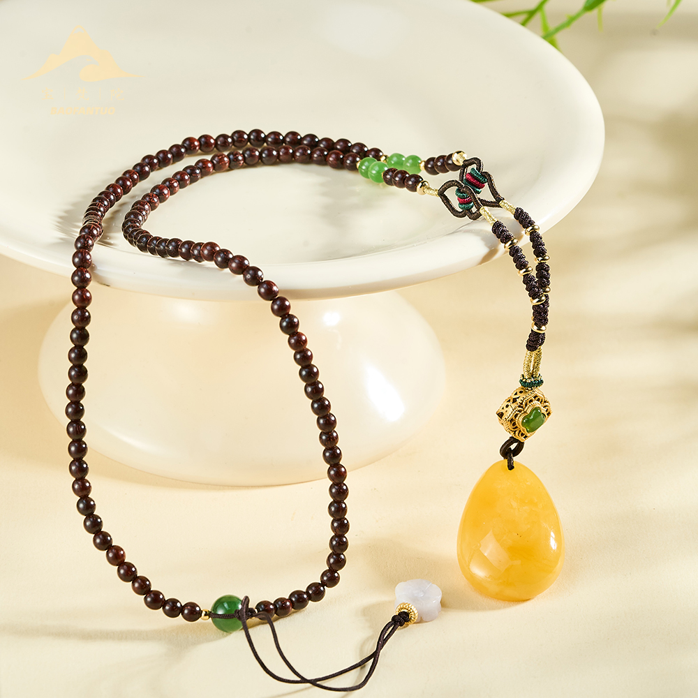 宝梵陀蜜蜡挂饰  4330  kr