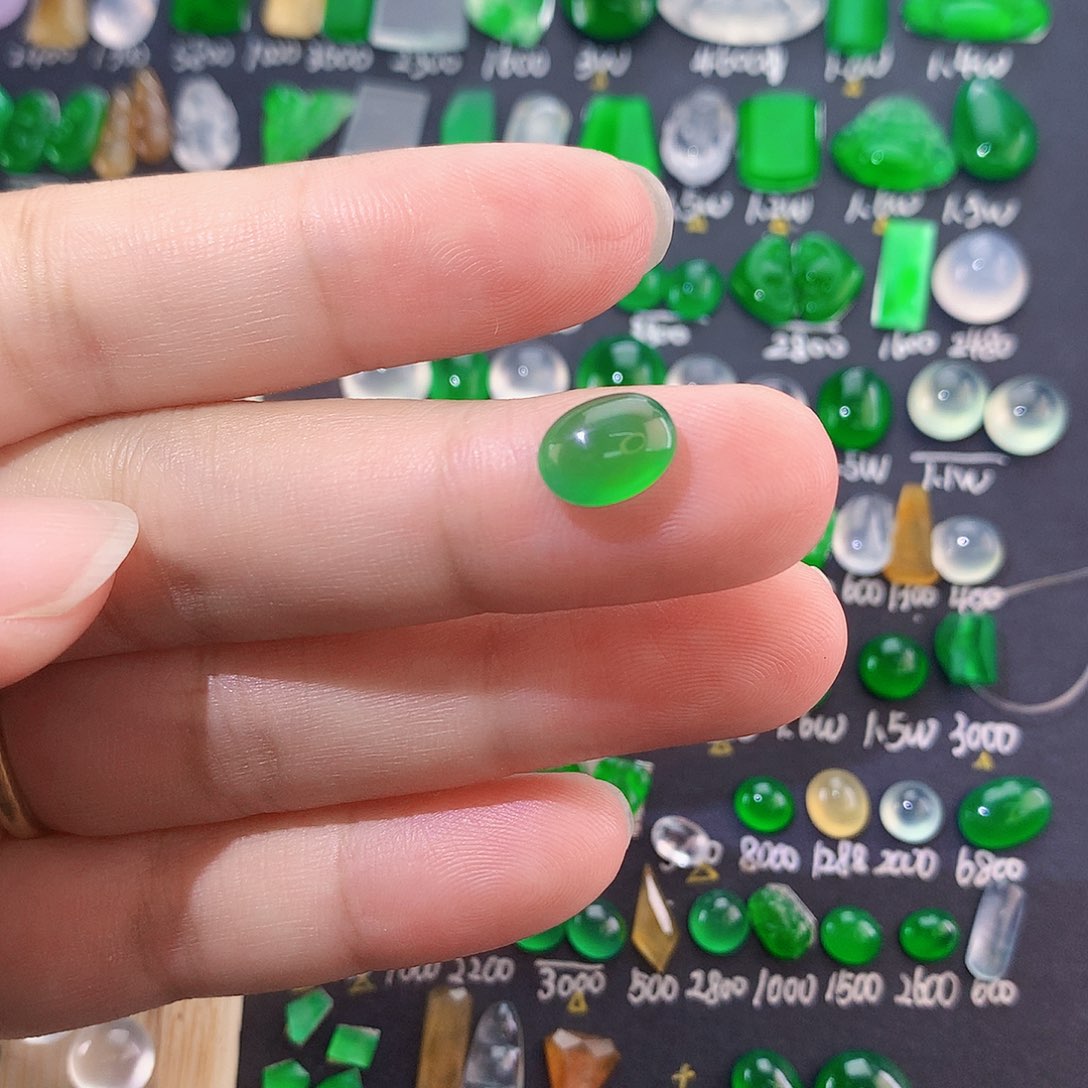 翡翠未镶嵌颈饰纯天然翡翠a货