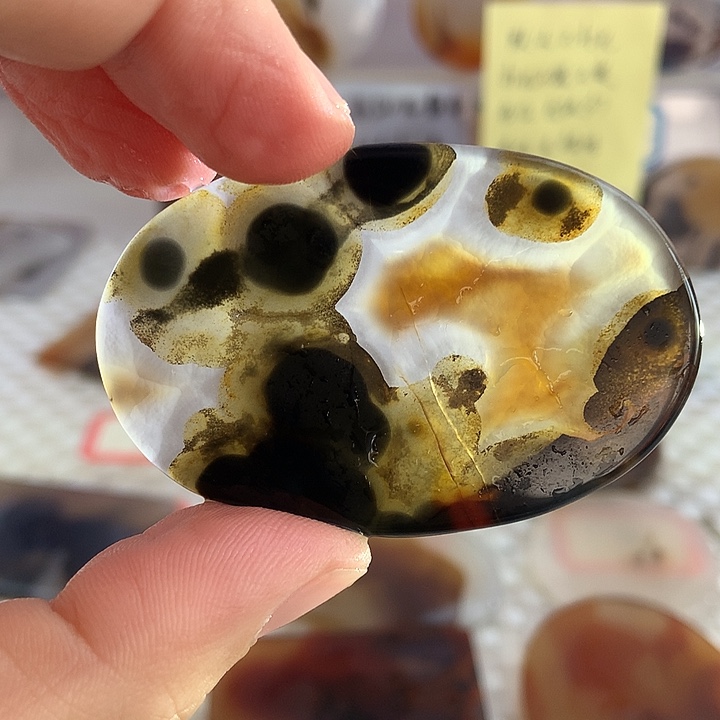 玛瑙/玉髓未镶嵌颈饰