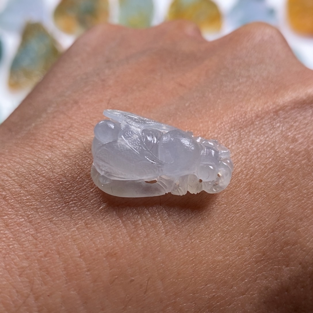 定制翡翠未镶嵌蜜蜂