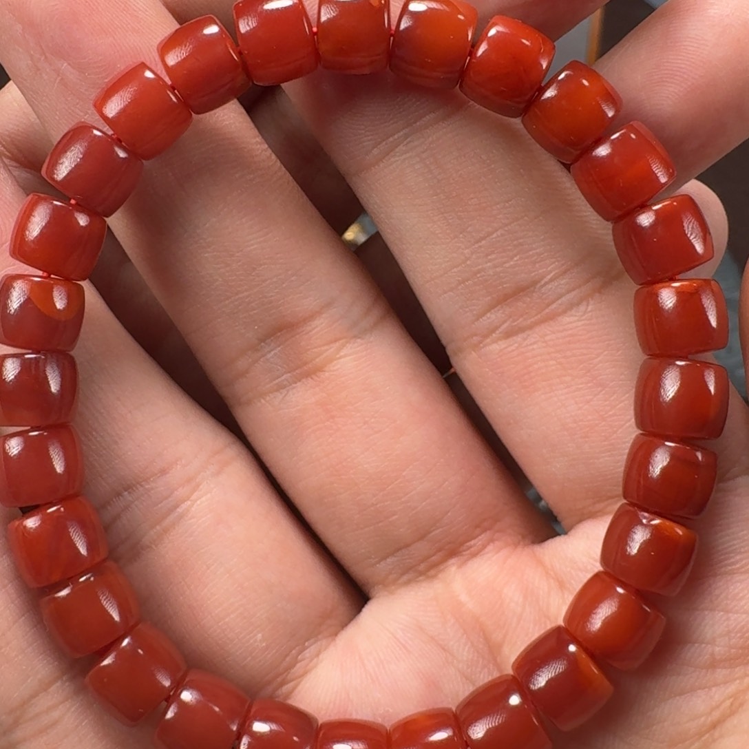 南红玛瑙玫瑰红双色直切手串8mm未镶嵌