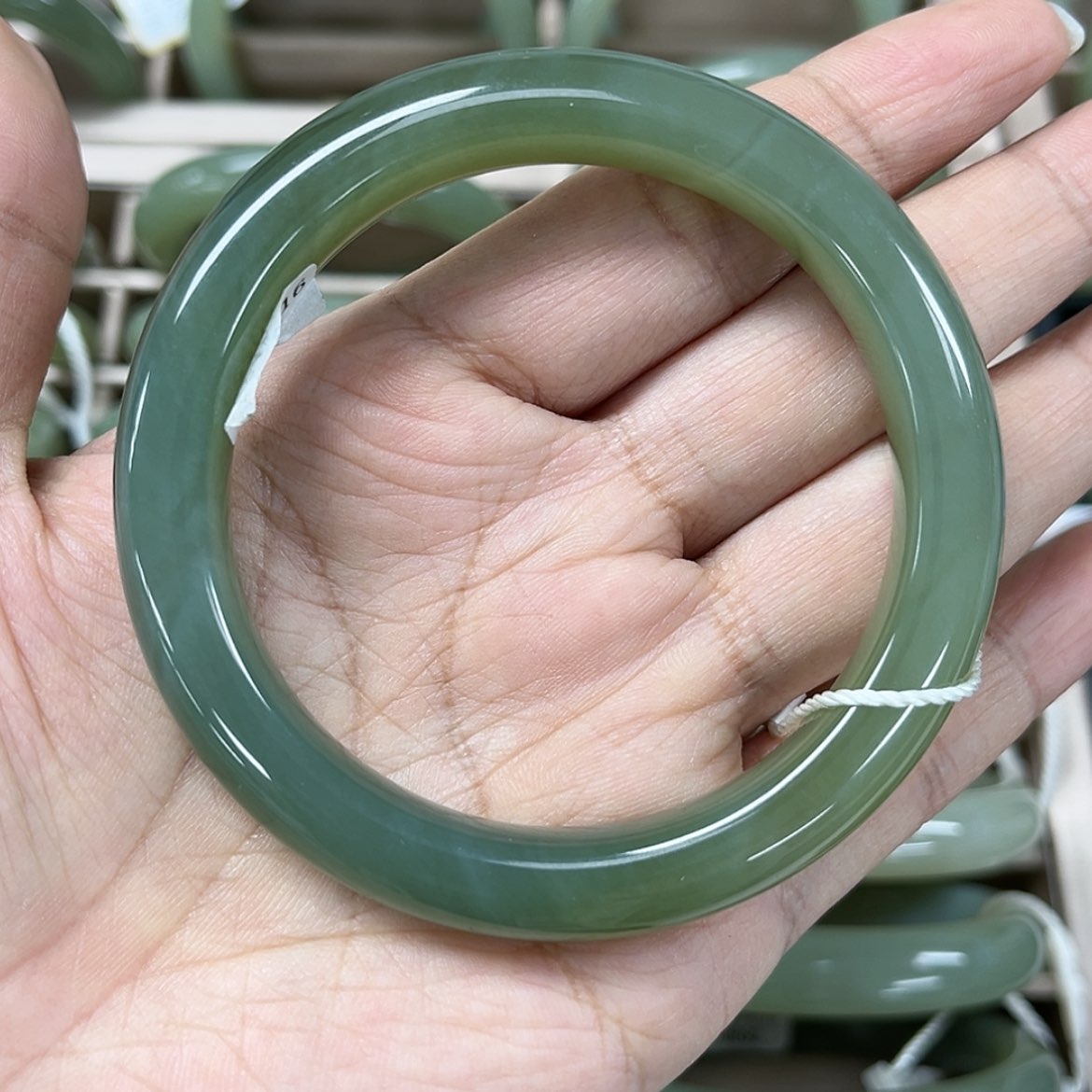 【闪购商品】和田玉手镯未镶嵌