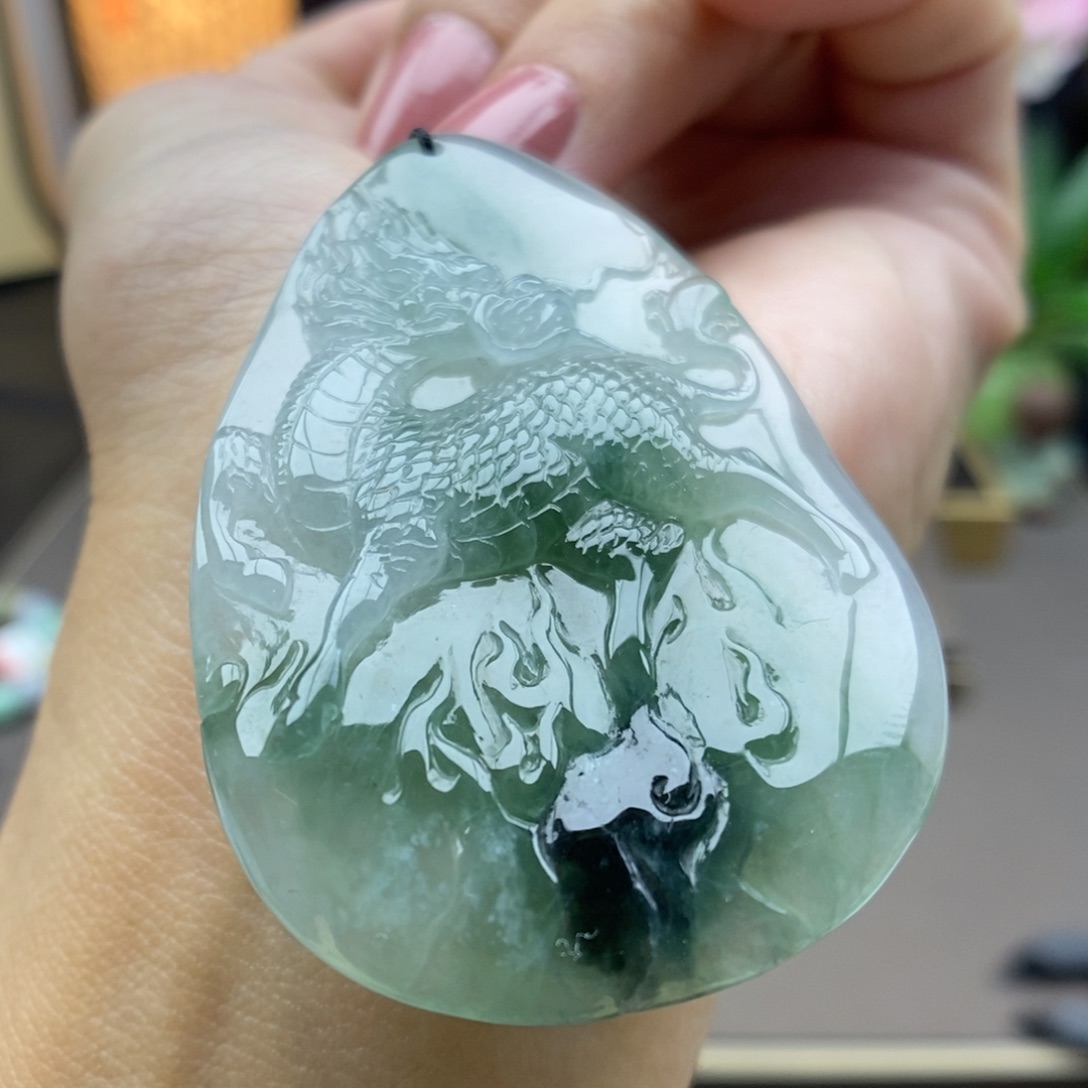 翡翠未镶嵌颈饰吊坠60