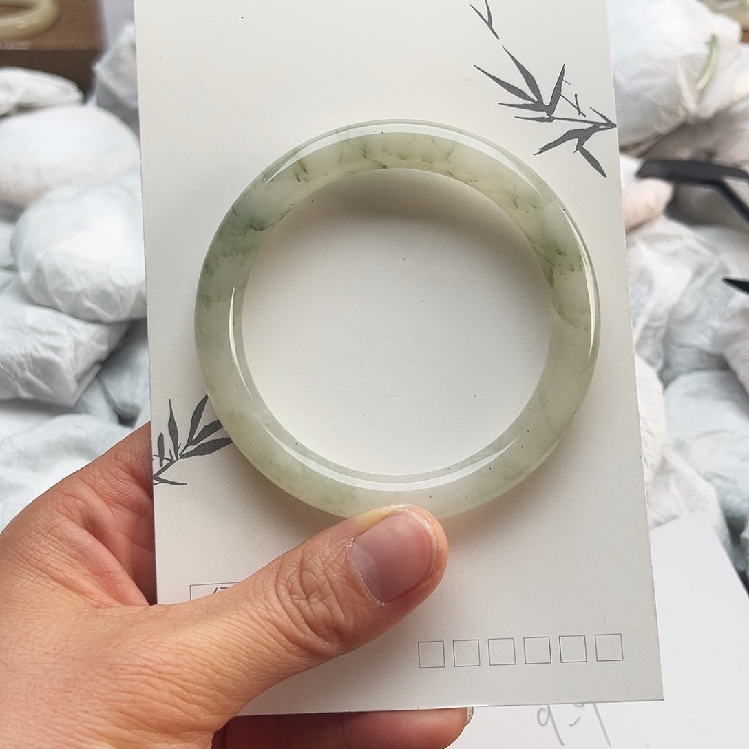 未镶嵌手镯石英质玉16