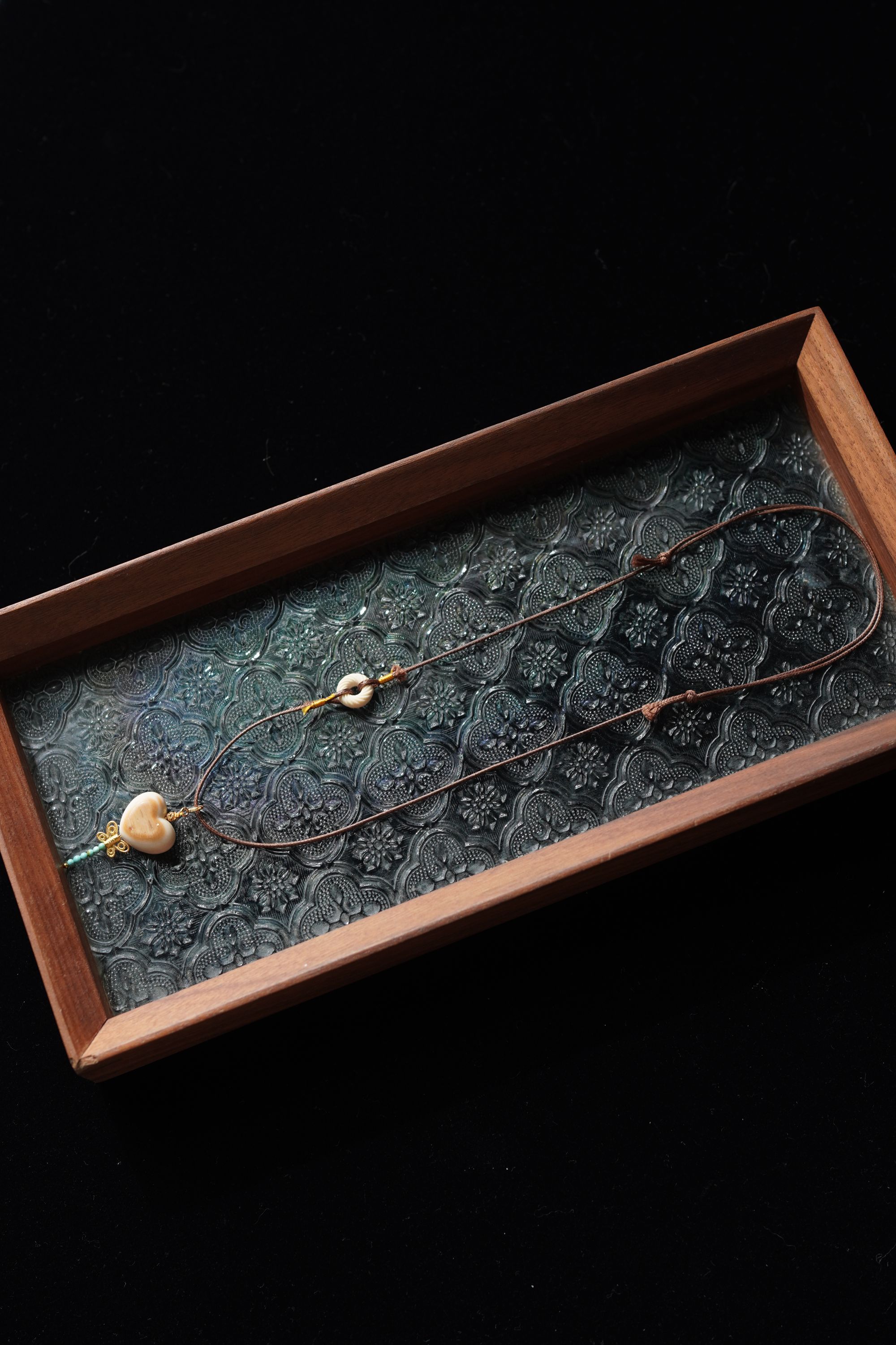 棒棒糖 天然咖料猛犸牙雕刻爱心19*16*12mm吊坠项链 多样性发其一