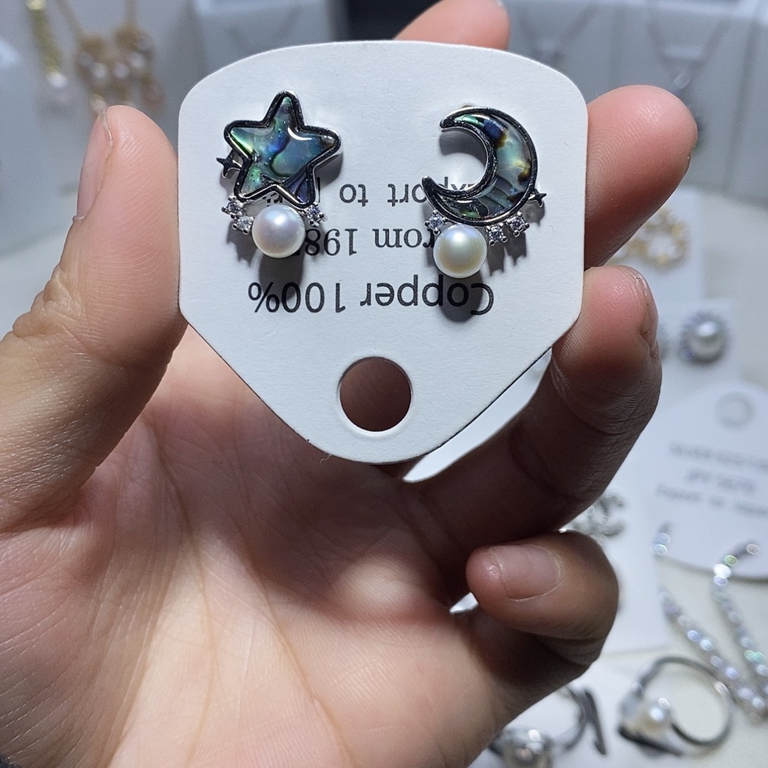 淡水珍珠未镶嵌耳饰