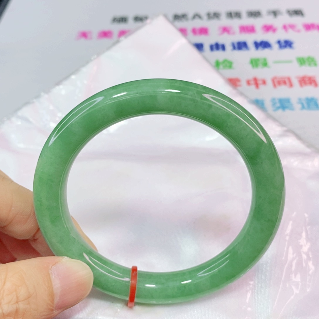 未镶嵌手镯翡翠5556圈口圆条