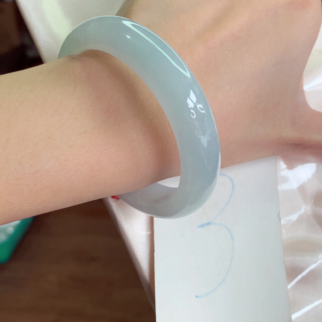 翡翠手镯未镶嵌天然缅甸翡翠A货手镯