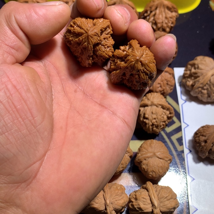 吊坠文玩核桃南疆石