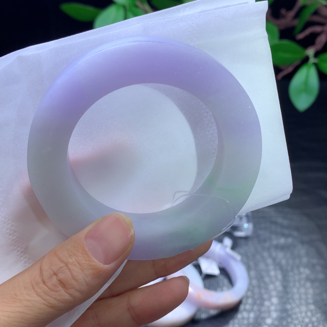 未镶嵌手镯定制翡翠