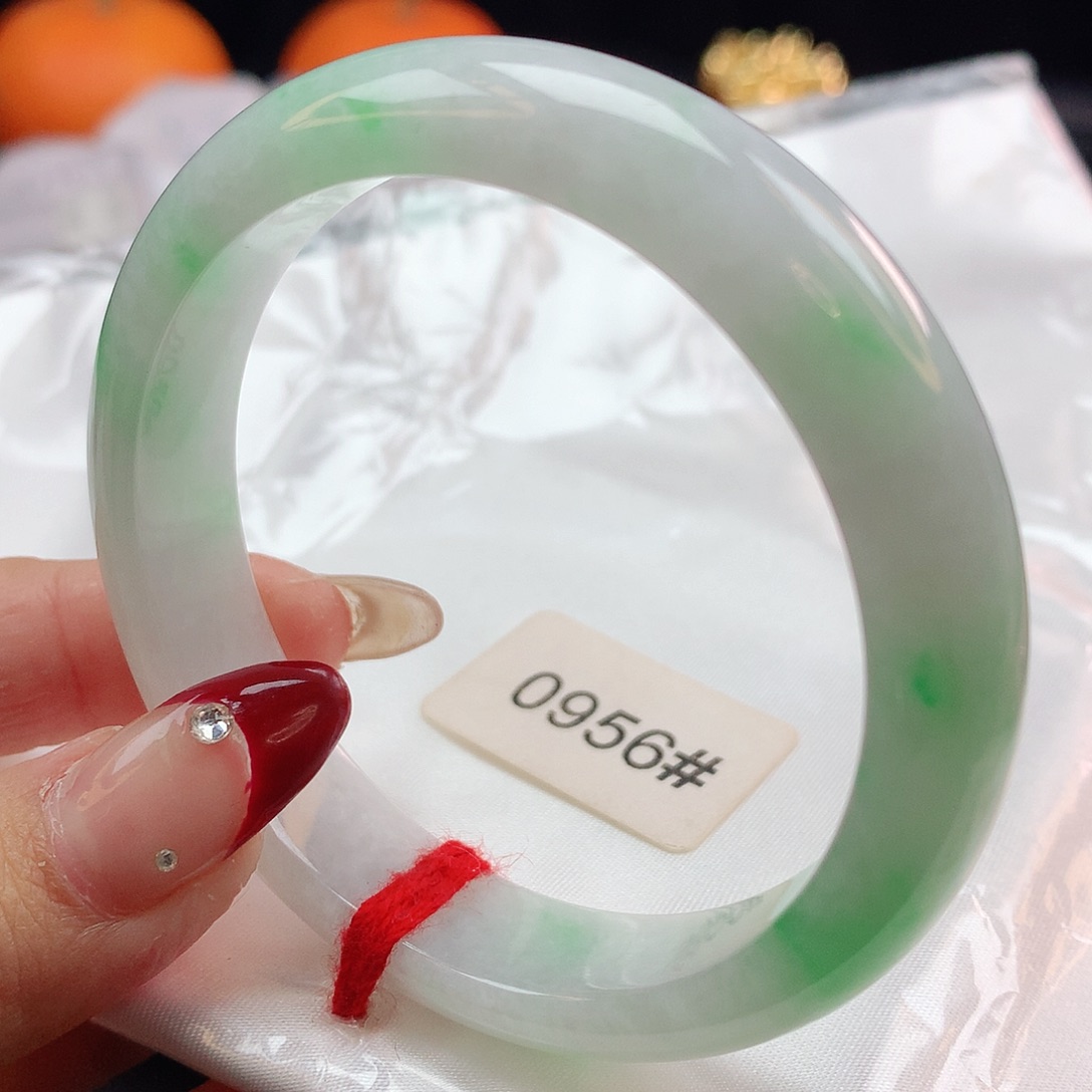 翡翠手镯未镶嵌0956正圈55