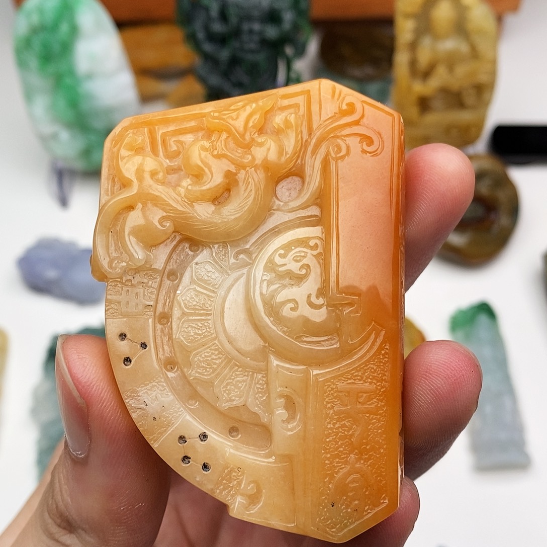 定制翡翠未镶嵌翡翠