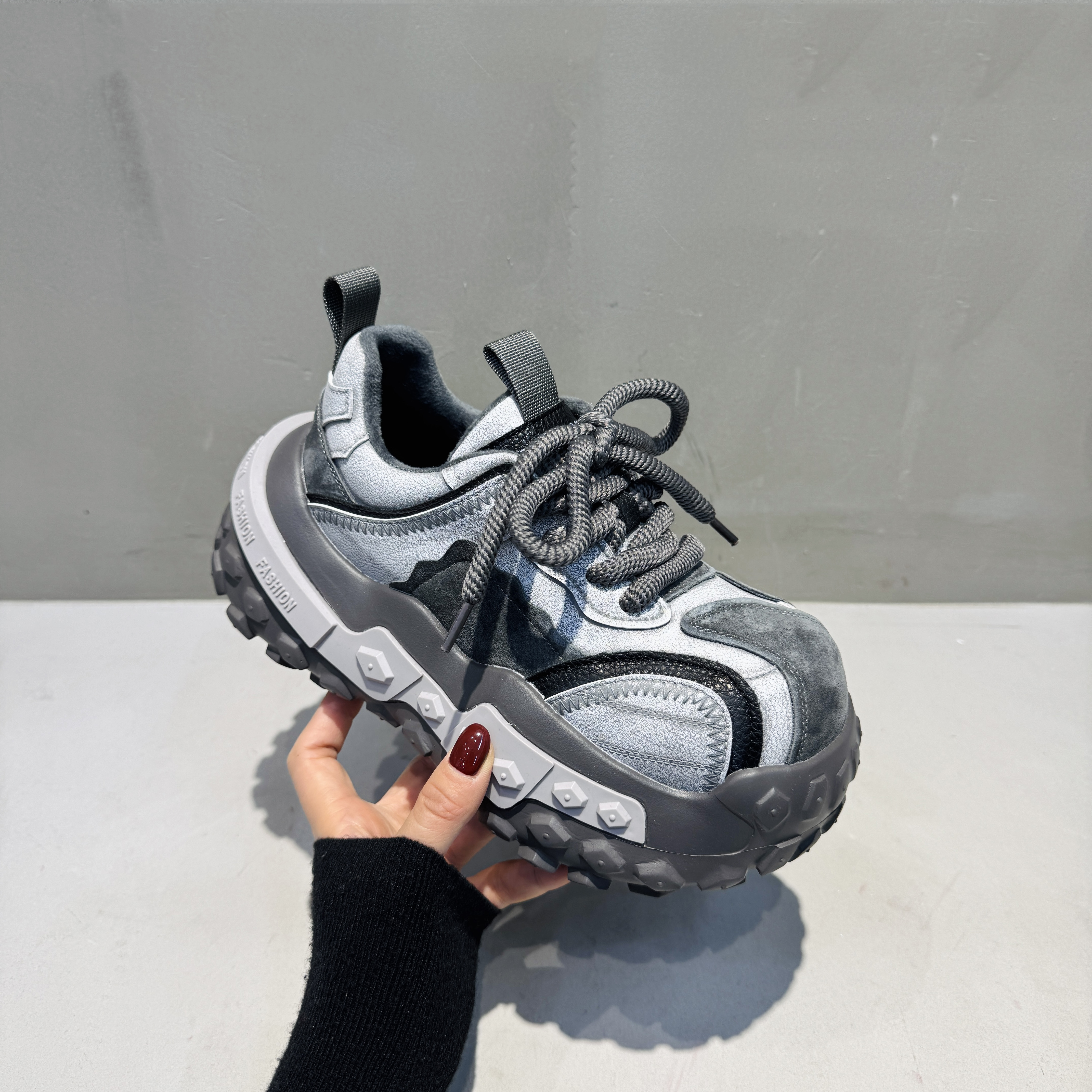 【盼】【加绒/单里】2025冬季加绒厚底复古老爹鞋女运动时尚休闲女鞋