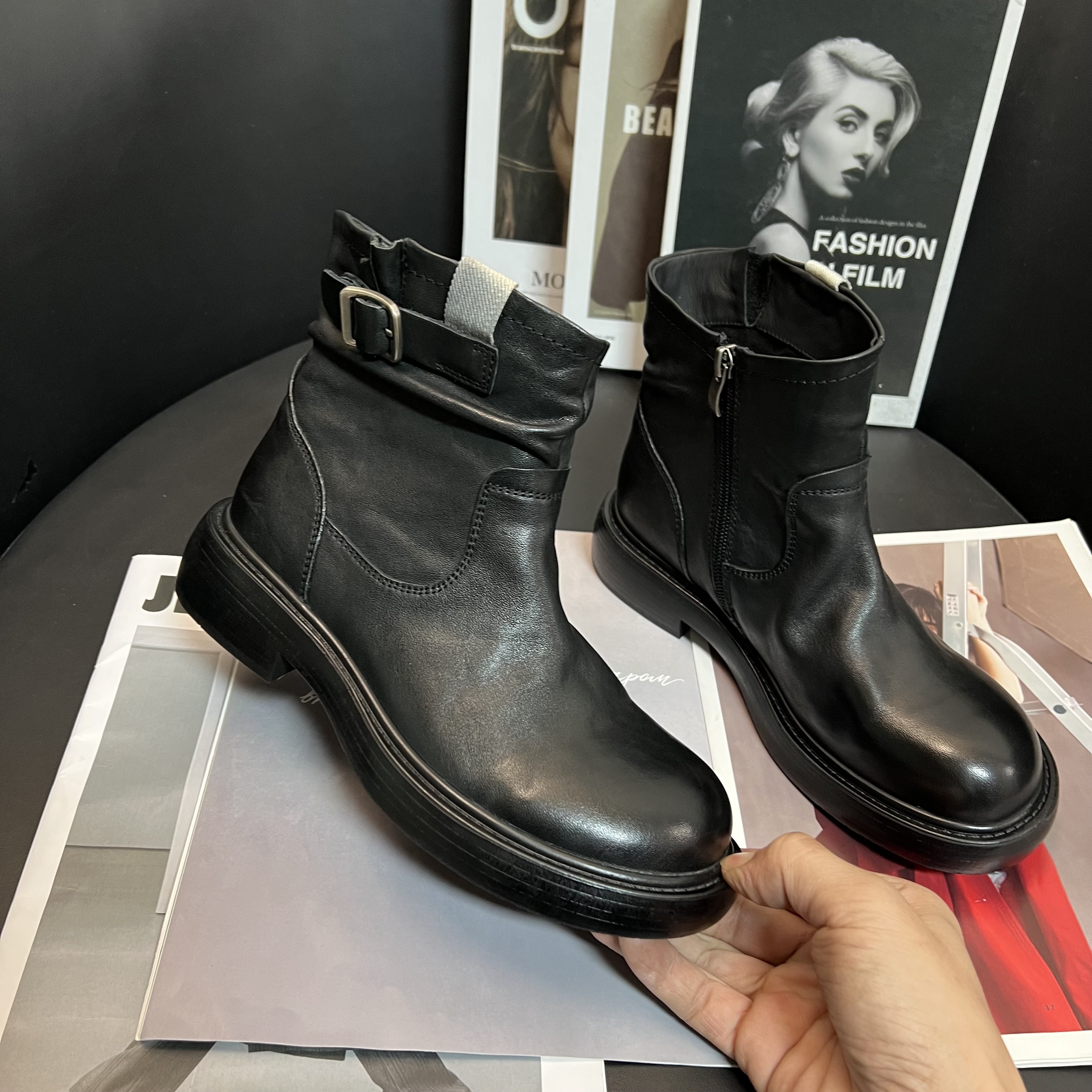 【撤柜断码】牛皮复古高奢水洗圆头短靴女鞋百搭秋冬靴子89228