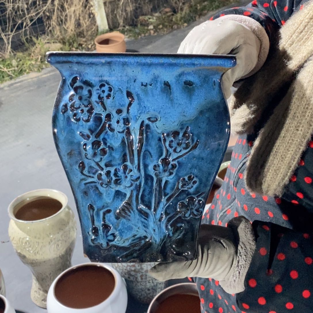 红陶口20高23～～～