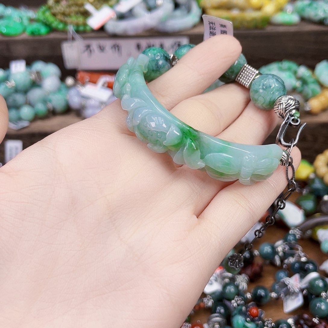 W***1未镶嵌手链翡翠手链