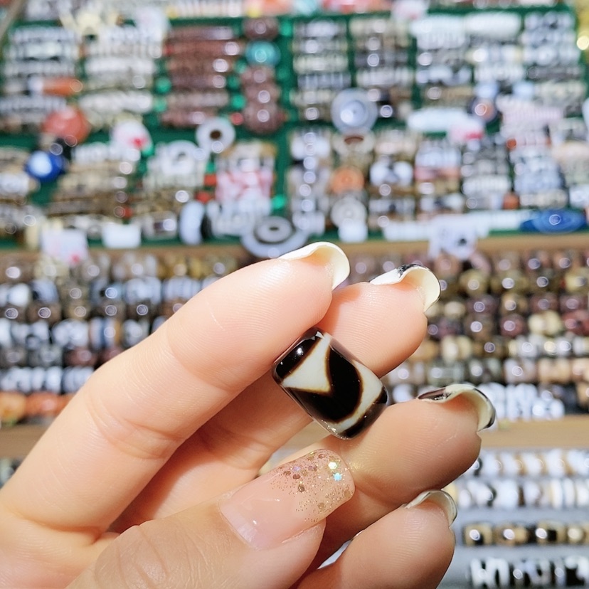 【闪购商品】玛瑙/玉髓散珠