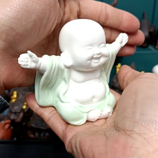 茶宠白瓷小和尚茶宠摆件