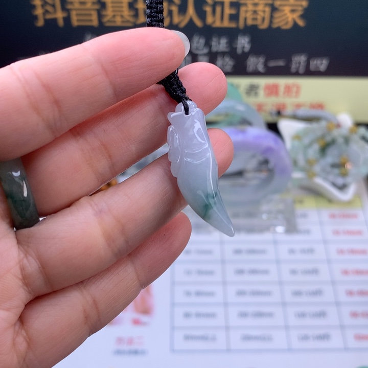 翡翠未镶嵌耳饰吊坠未镶嵌