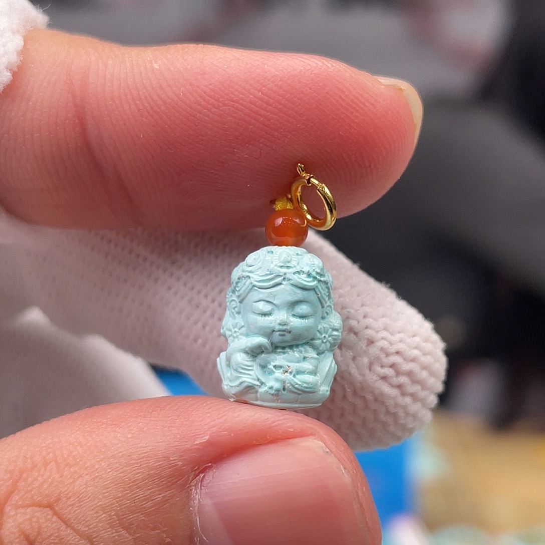 绿松石未镶嵌挂件