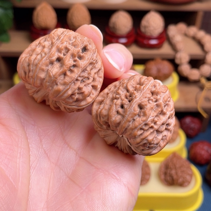 文玩核桃把件平谷凹底39