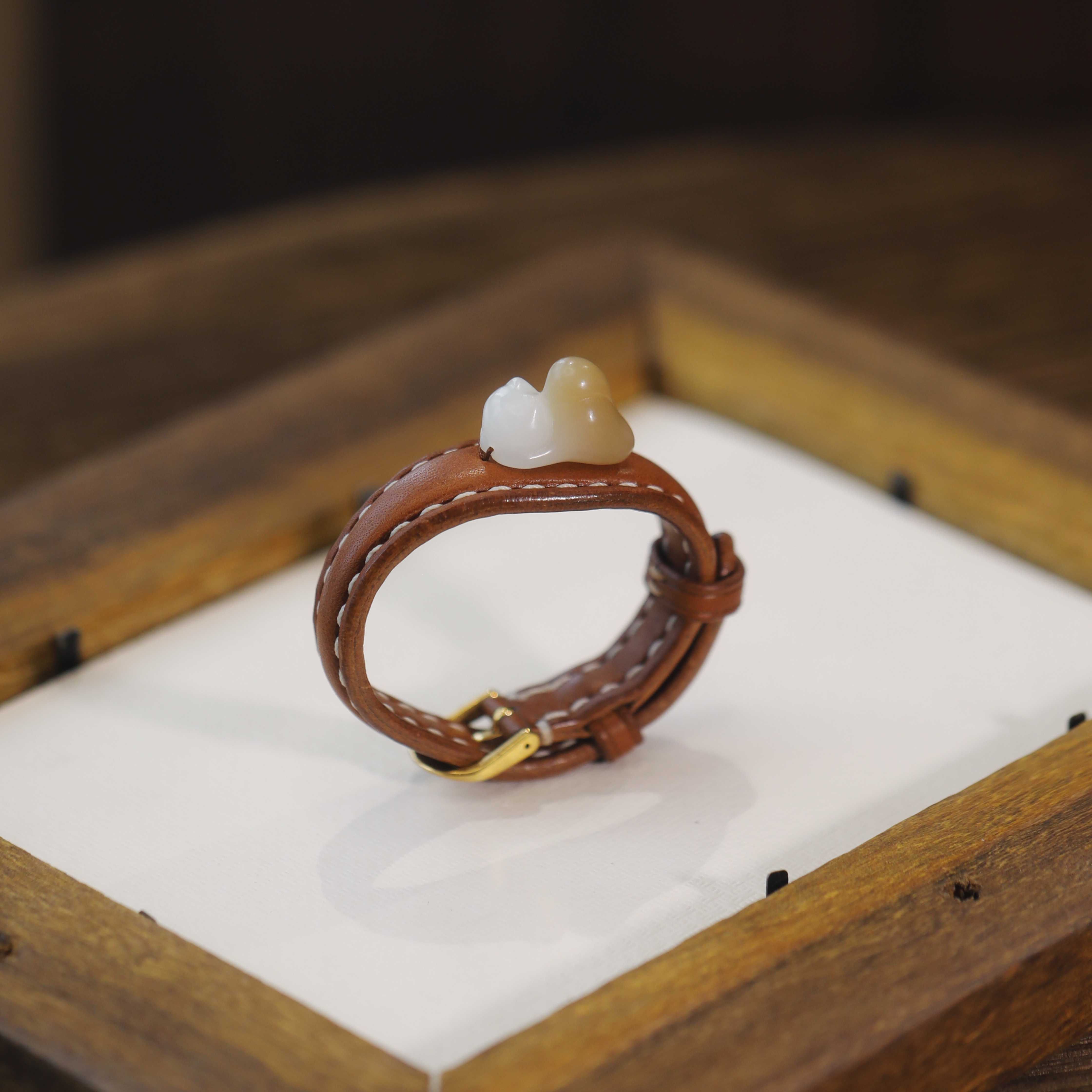 麦麦【云沁】天然和田玉糖白 趴趴猫 手牌 多样性发一