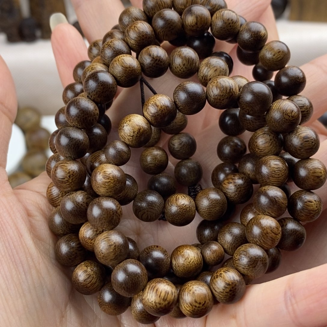 沉香手串六*越南芽庄白奇楠