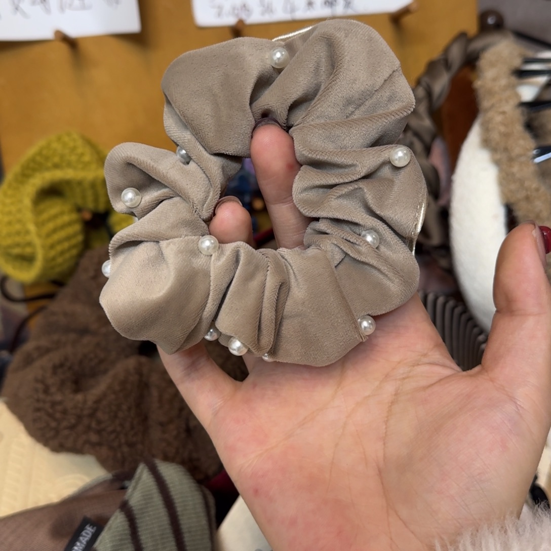 布艺铁合金珍珠肠圈