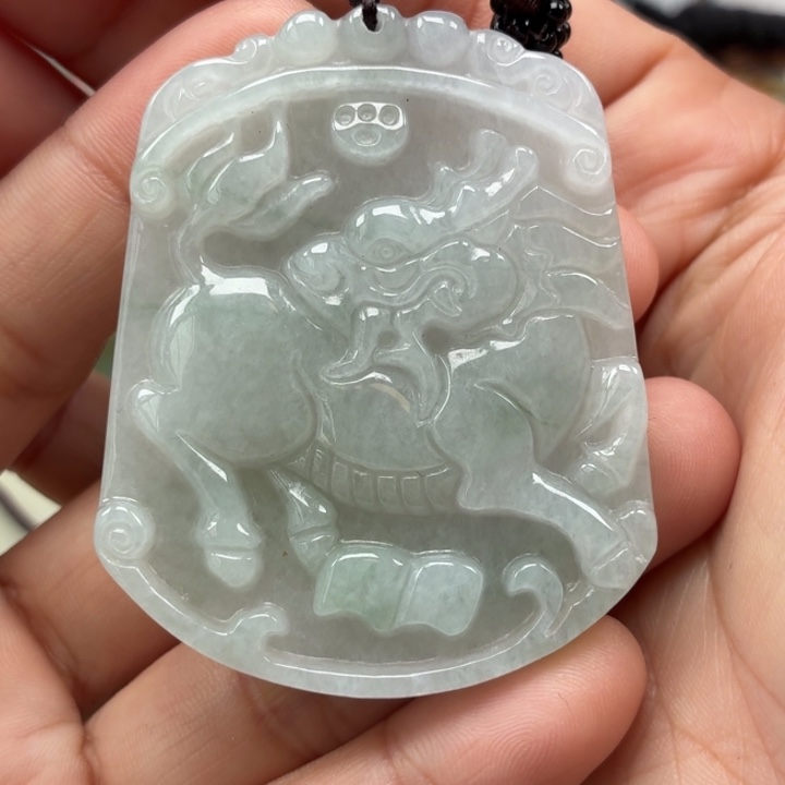 翡翠未镶嵌颈饰天然翡翠a货