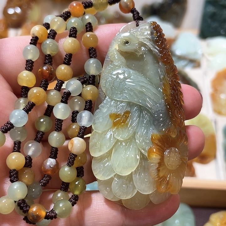 岫玉吊坠(赠链)未镶嵌