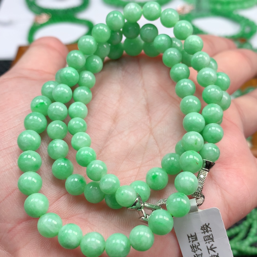 翡翠手链未镶嵌翡翠