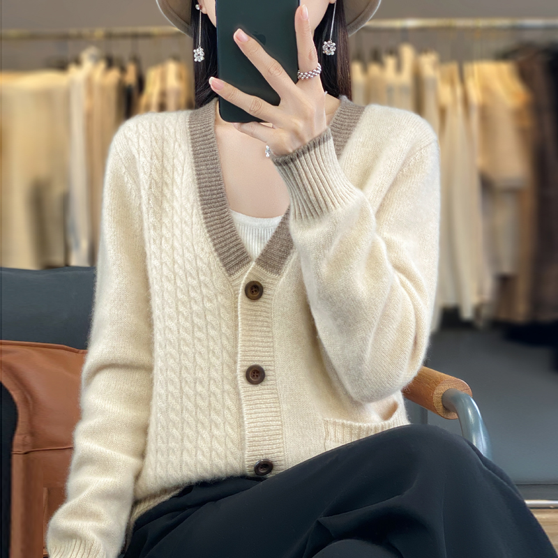 明妆丽服夺春晖~七针加厚拼色麻花开衫纯羊毛女时尚百搭