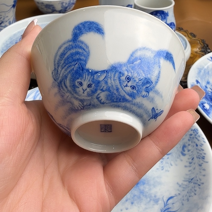 千***客盉木。     猫杯。    