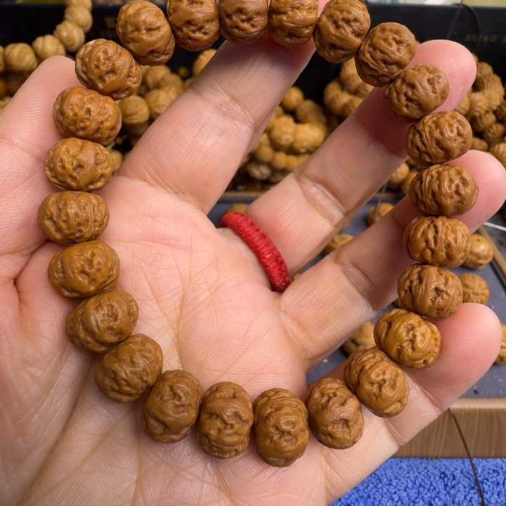 猴头核桃吊坠猴头雕刻京八楞手串