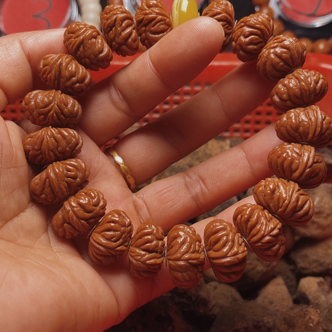 桃核手串?****)秦岭龙纹桃核
