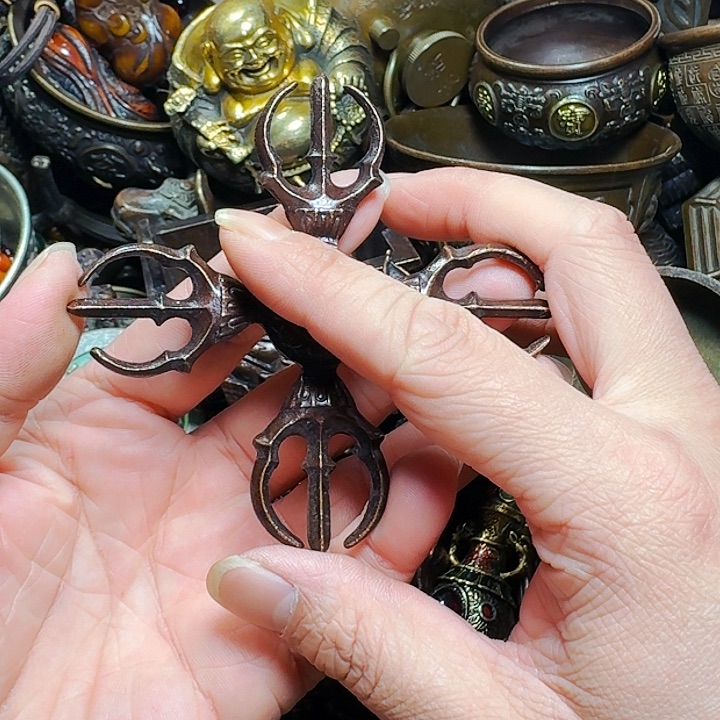 铜器摆件收收藏藏