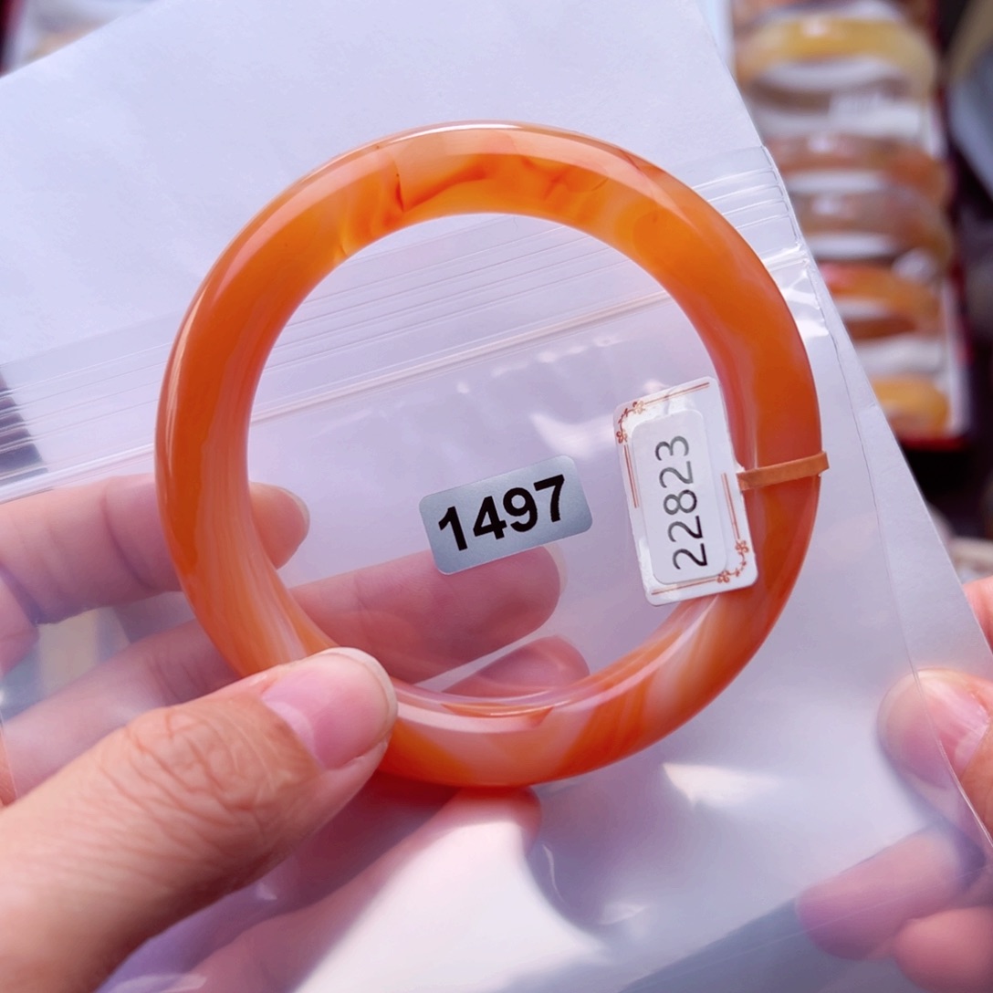 玛瑙/玉髓手镯未镶嵌洛**声