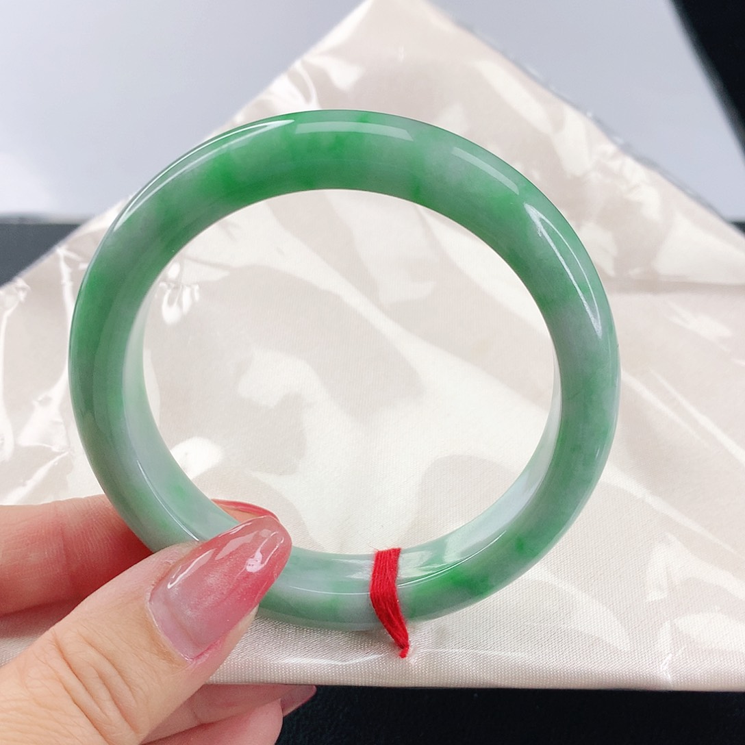 翡翠手镯未镶嵌小*贝翡翠287