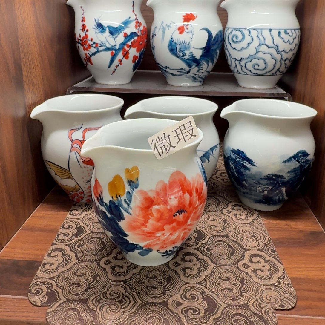 釉下手绘茶具微瑕