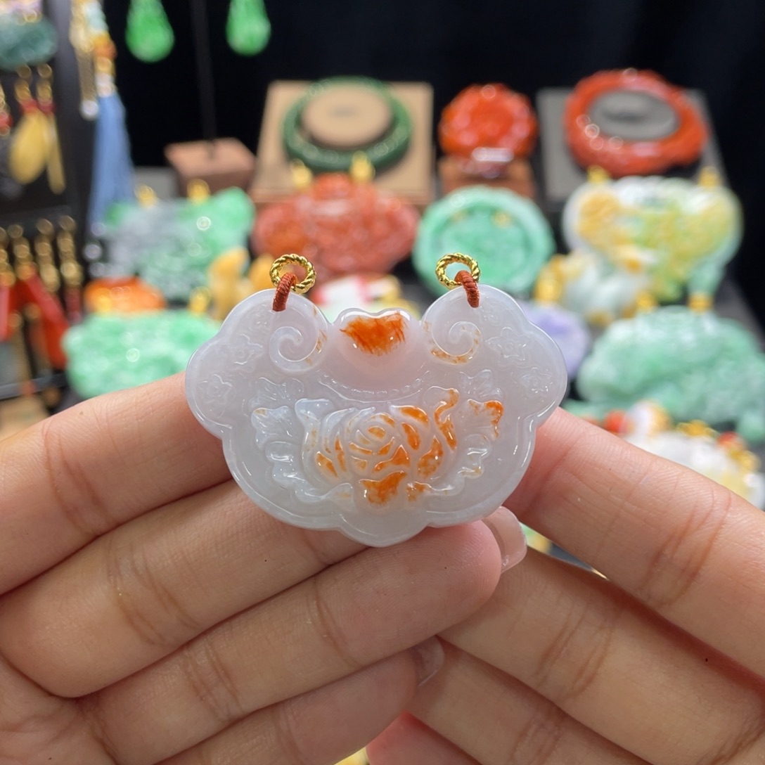 翡翠颈饰未镶嵌代编织