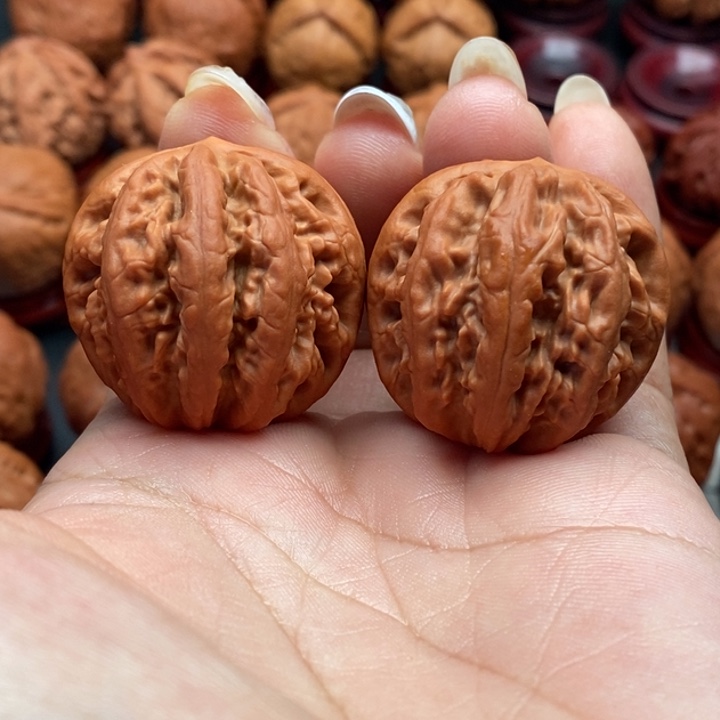 核桃精品文玩核桃手捻八棱王