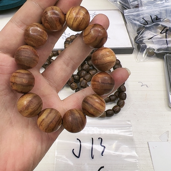 大果紫檀（缅甸花梨）J13