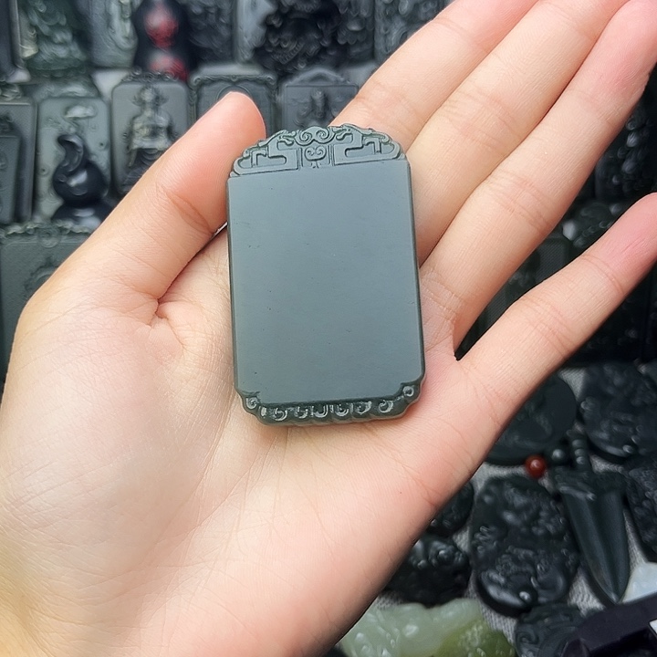 和田玉（青玉）颈饰未镶嵌亦*君