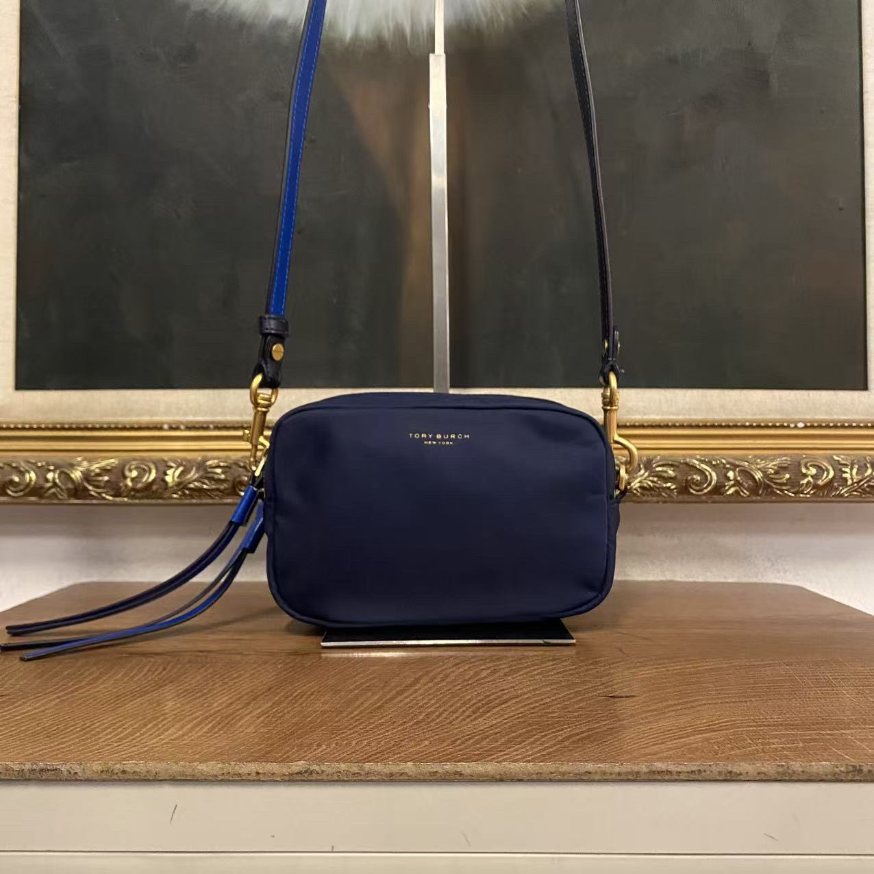 95新 TORY BURCH/汤丽柏琦 TB斜跨包/001857