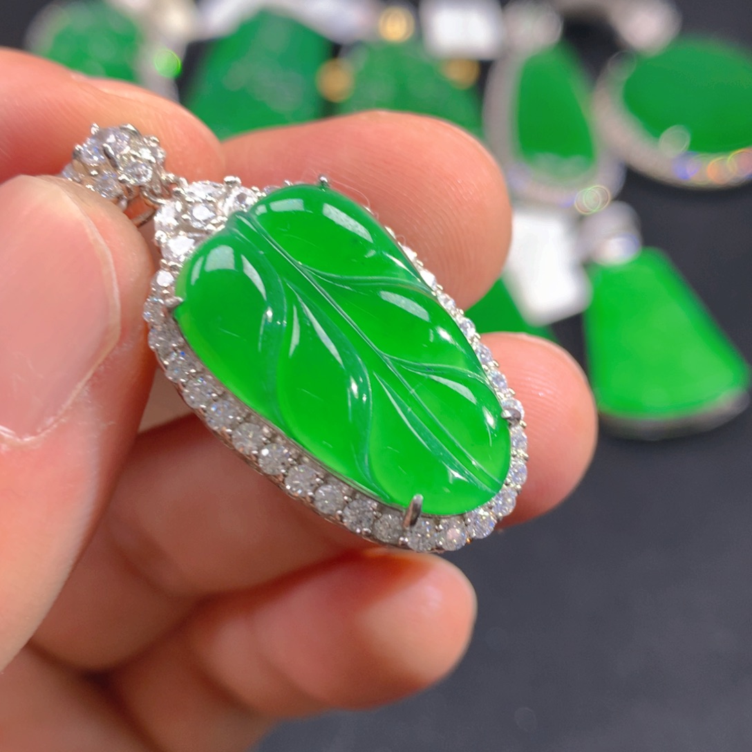 翡翠颈饰银S925镶嵌111111111111