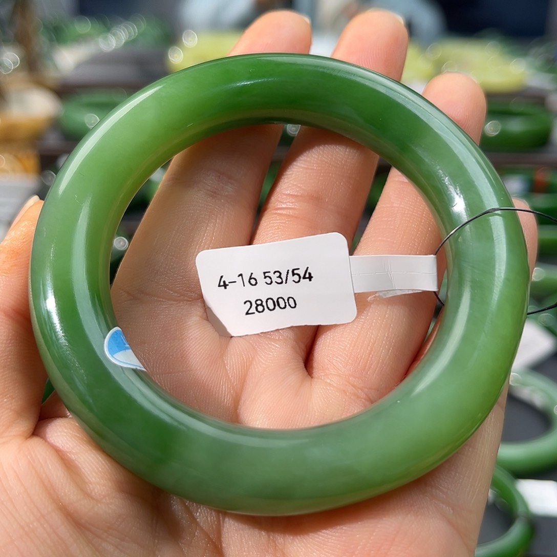 和田玉（碧玉）手镯未镶嵌