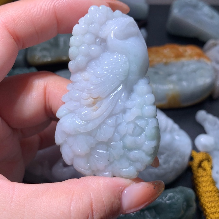 翡翠未镶嵌颈饰保真天然A货翡翠