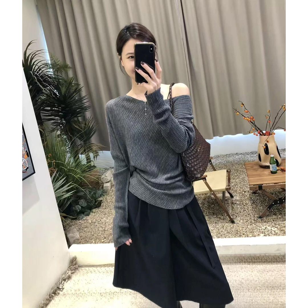 法式优雅慵懒风蝙蝠袖针织衫上衣轻薄柔软不规则设计感毛衣女