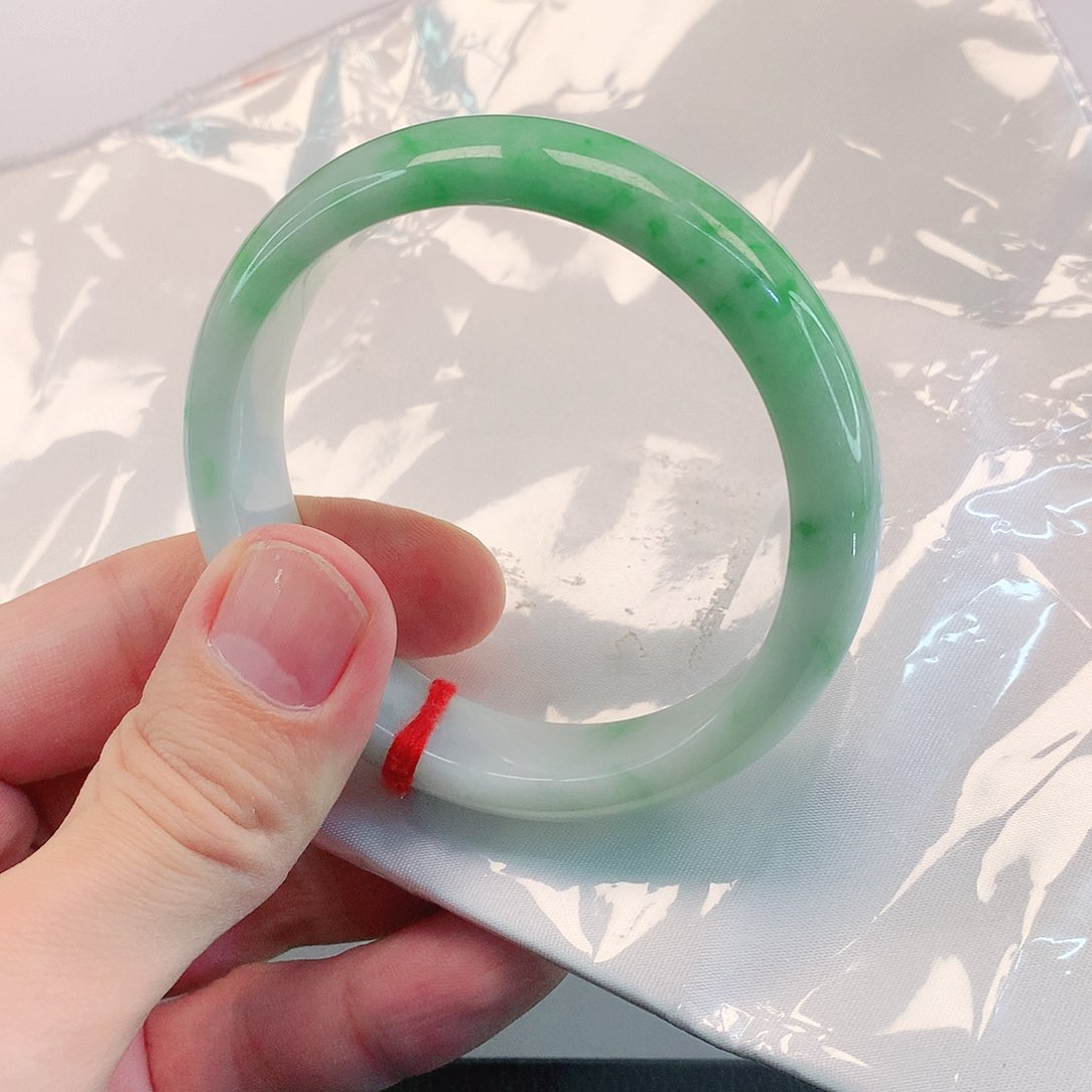 翡翠手镯未镶嵌翡翠手镯57