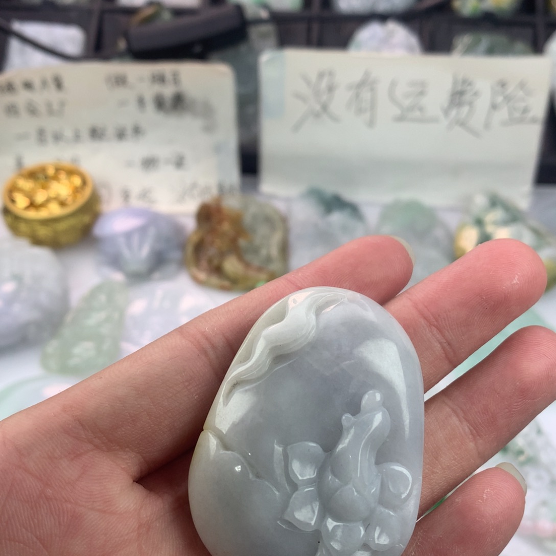 翡翠颈饰未镶嵌－